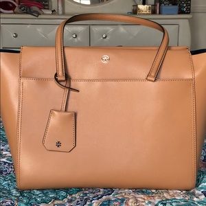 🌸 Tory Burch Parker Tote 🌸